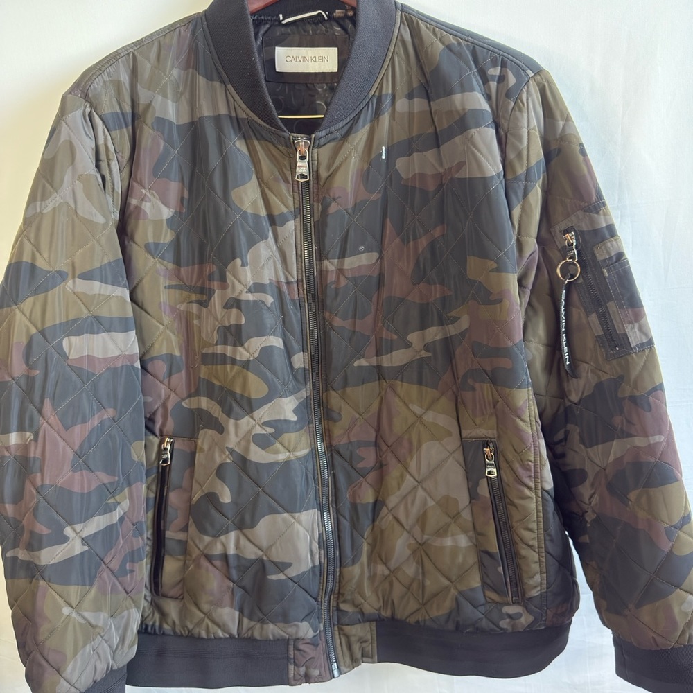 Calvin Klein Men's Quilted Camouflage Bomber Jacket